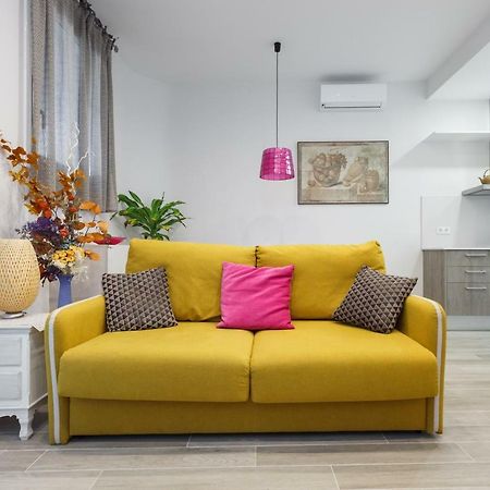 Beautiful Apartment 20 Minutes From City Center L'Hospitalet de Llobregat Exterior foto