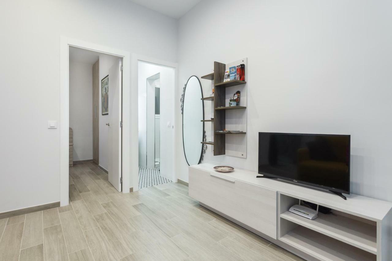 Beautiful Apartment 20 Minutes From City Center L'Hospitalet de Llobregat Exterior foto